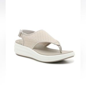 Clarks cloudstoppers wedge sandals 9